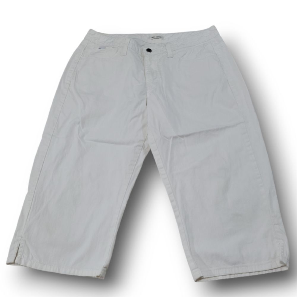 Lee Pants Size 12 33x18 Women's Lee Lower on the Waist Capri Pants Capris Casual